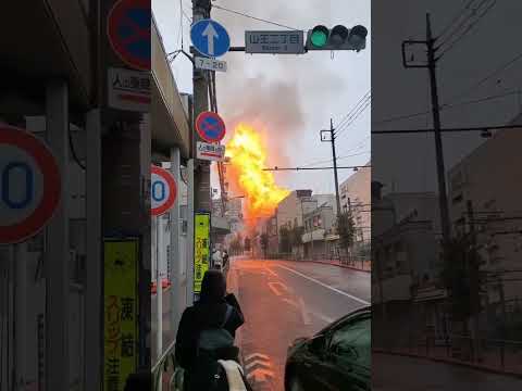 東京都大田区山王２丁目で火事　京浜東北線 大森駅で沿線火災　ラーメン屋　豚山 大森店で火事