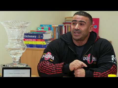 Mr Olympia 212 - Kamal Elgargni Inspirational Speech to Oakwood School Pupils.
