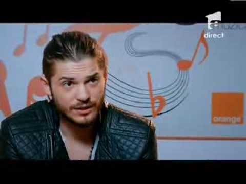 X Factor Romania - Prezentare: Alex Mataev are o haina de piele cusuta de sora lui