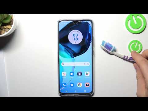 How to Clean USB with Household Items in Motorola Moto G72 - Remove Dirt from USB Port