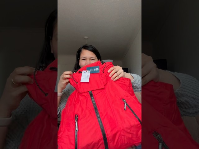 Vídeo relacionado con COAT MOUNTAIN WINDCHEATER SUPERDRY Surplus Goods Olive L HOMBRE