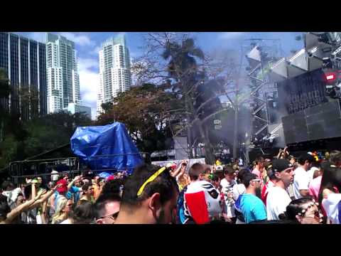 Ultra Music Festival 2013 Tommie Sunshine at Main Stage