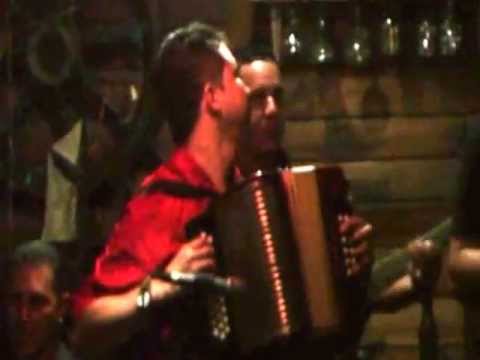 ME PIDES TANTO-RAMIRO Y JOCHE EN PARRANDA