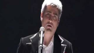 Gee  Whiz(Look At  His  Eyes)..  A  Taylor   montage 2008