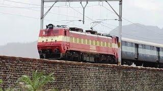 preview picture of video 'Unique Bhusawal WAP4.'