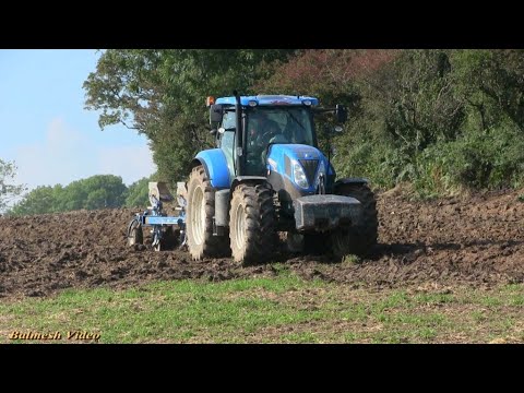 Ploughing the Rough with New Holland - Stunning Viewpoint on  Top of the Hill!