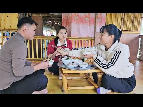 Suddenly, LUYEN's ex-girlfriend came to visit and behaved rudely