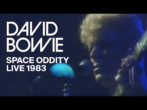 David Bowie - Space Oddity (Live) [Official Video]