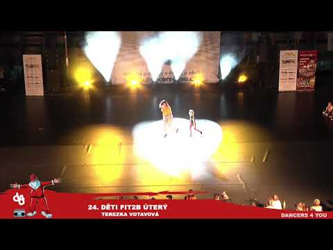 24. DĚTI FIT2B ÚTERÝ VÁNOČNÍ SHOW DANCERS 4 YOU 2018