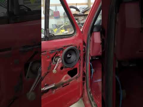 1986 f150 stereo install! skar alpine 3d print!