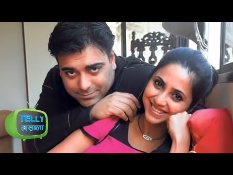 download lagu mp3 mp4 Ram Kapoor With His Wife, download lagu Ram Kapoor With His Wife gratis, unduh video klip Ram Kapoor With His Wife