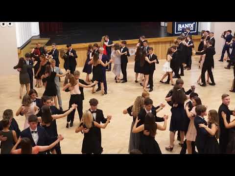 Lekce 2 / V | Neděle - večer | Základní taneční 2021/2022