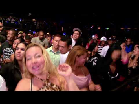 Carol e parafuso "  Largar de barriga " DVD Armagedon Furacão 2000