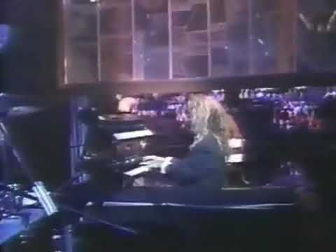 Tiffany feat. Chris Farren - Hearts Never Lie