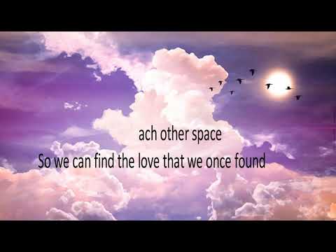 PASSIN THRU - MFMF; DAIYAN TRISHA (LYRICS VIDEO)