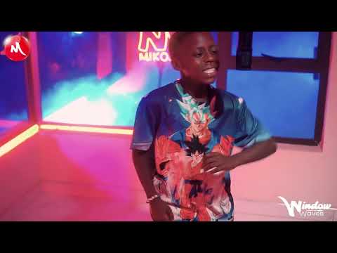 Ajuh Guffi - Bwera ( Window Waves performance)