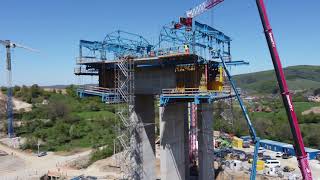 Imagini impresionante de pe autostrada Sibiu - Boița. Viaductul peste Valea Tălmăcelului prinde contur 1 video
