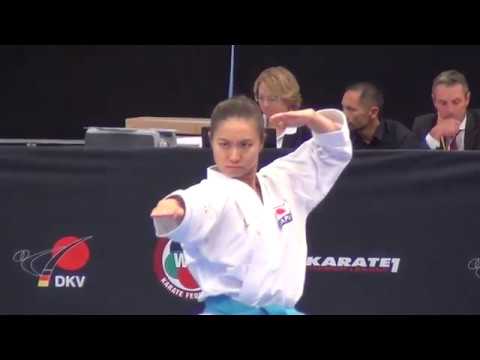 Karate1 Leipzig 2017 - FINAL Female Kata - Ono vs. Iwamoto