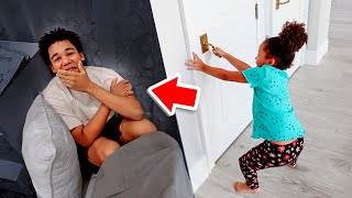 HIS LITTLE SISTER CAUGHT HIM DOING THIS!! 😡