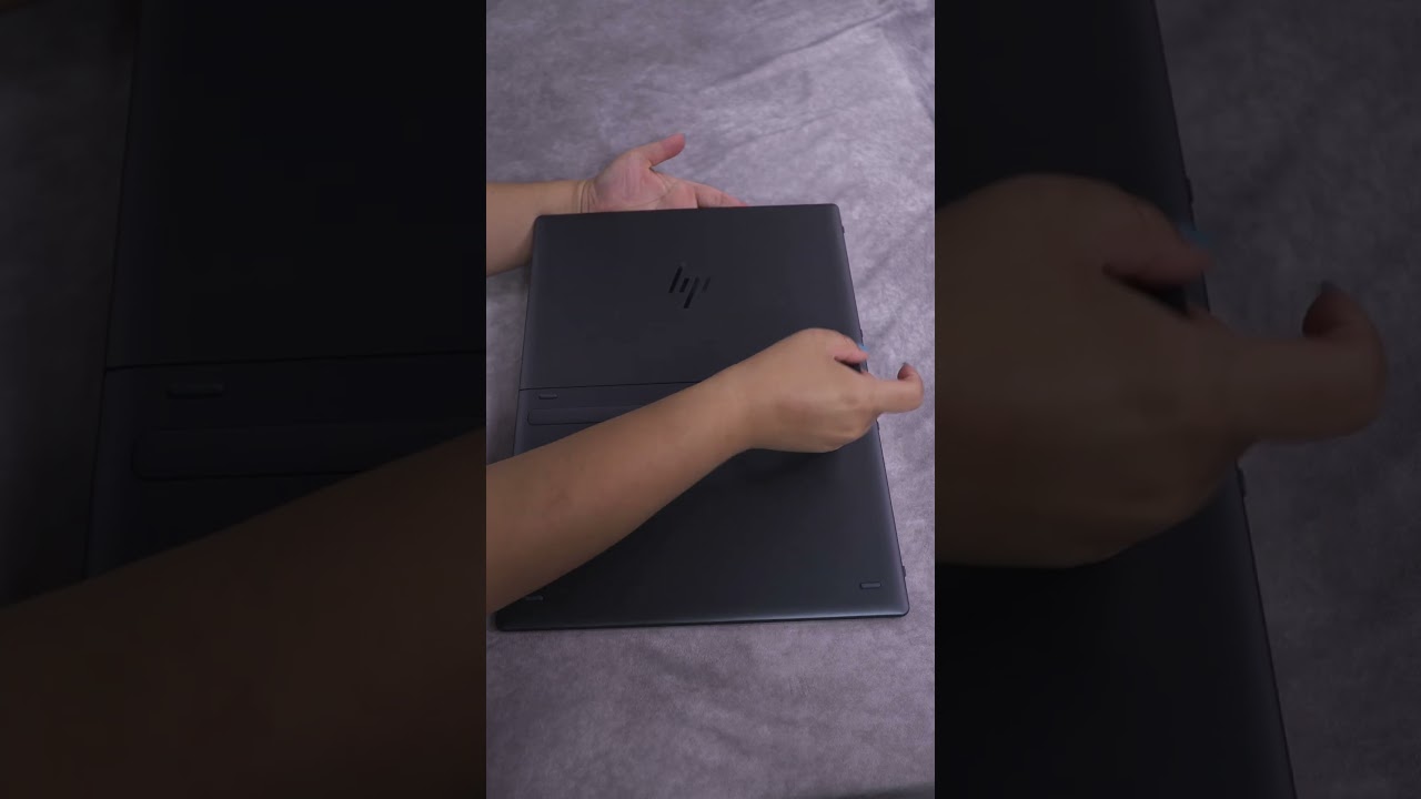HP Made a 17-Inch Folding OLED That’s a Laptop, Desktop and Tablet All in One #shorts