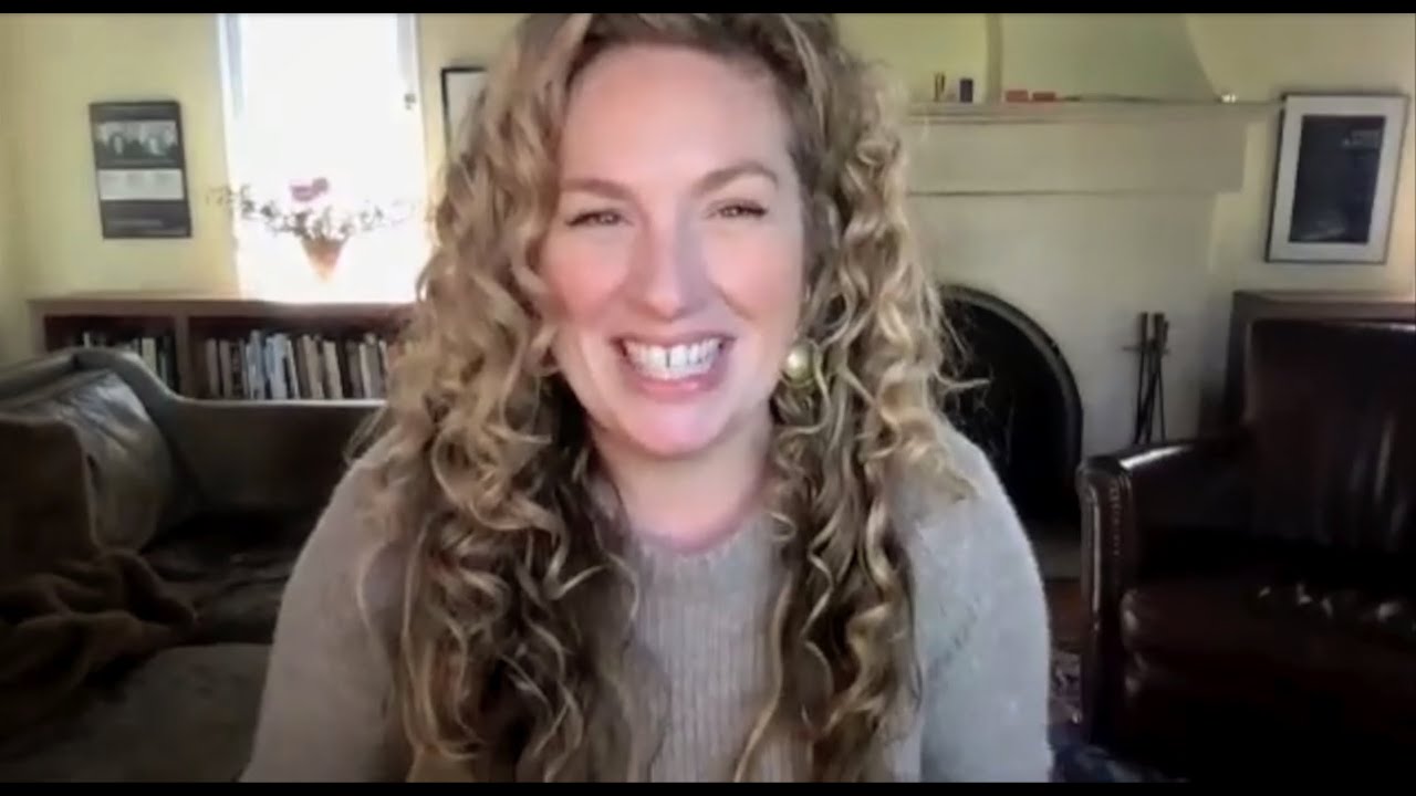 Netflix’s Maid takes home the 2022 Writers Guild Award for Adapted Long Form