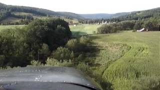 preview picture of video 'Grass Strip  - Knapp Field - Elk Creek - 6NK0 - fly by app 20'