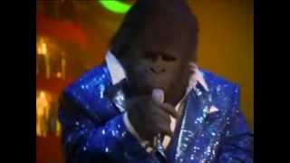 Disney&#39;s George of the Jungle: Ape&#39;s Performance