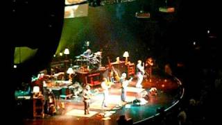 Zac Brown Band - Settle Me Down (new song???) - (LIVE)
