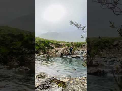 📍Swimming In The Fairy Pool, Isle of Skye, Scotland 🏴󠁧󠁢󠁳󠁣󠁴󠁿