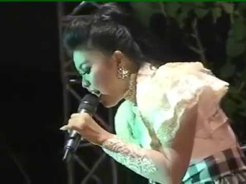 Dia Niken aprilia Monata 2014 Ngerang Juwana