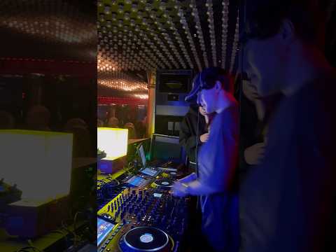 #NoName presents @martenlou 📍 #JimmyWooClub during @amsterdamdanceevent 🟨