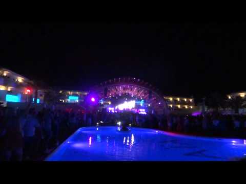 TIESTO & SWEDISH HOUSE MAFIA @ Ushuaia Ibiza 03.08.2011 (30)