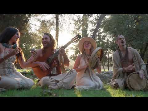 Grandmother moon ( (cover ))🌙 Tzvi Sharf