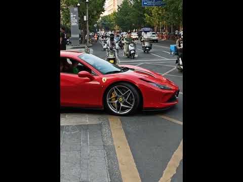 Ferrari F8 VS black brand BMW, who is the king? Alfa next to him doesn't dare to act rashly! #shorts