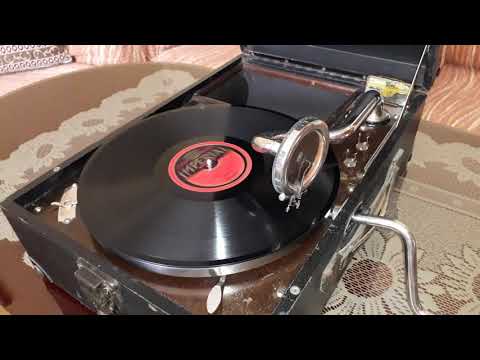 The Hollywood Dance Orchestra - I'm following you