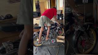 Download lagu story wa HEREX || KOMPRESI PADAT MASEE mp3