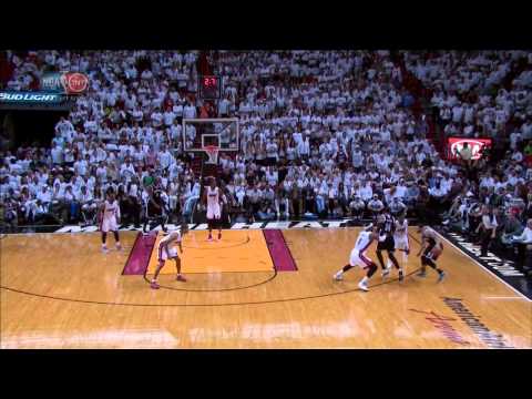 Deron Williams Buries Deep 3pt to End Half | Heat-Nets G1