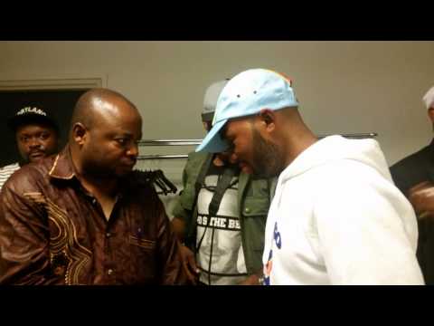 Boketshu 1er Pas de Complexe