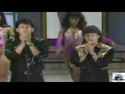 Gian e Giovani - Roupa De Lua De Mel (Clube Do Bolinha 1990) | Saudade Sertaneja