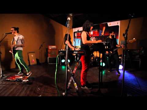 Festival Dosol Caicó 2014: Far From Alaska (RN) - Politiks