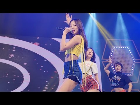 [4K] 161110 EXID(솔지) 위아래(UP&DOWN) 직캠 @국군방송 위문열차