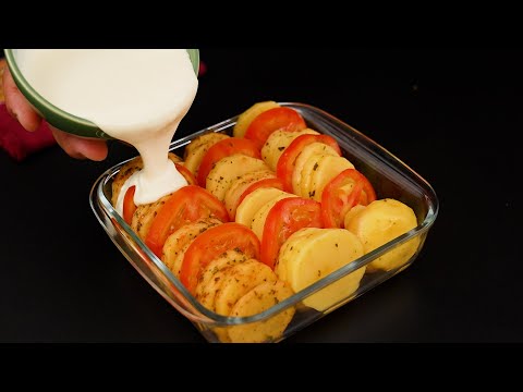It's so delicious that I make it almost every day! Easy potato and tomato recipe.