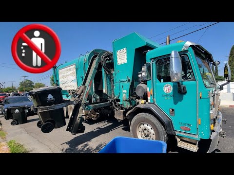 POV: ULTIMATE TRASH TRUCK!