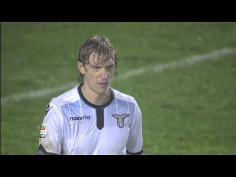 L'autogol di Basta - Atalanta - Lazio - 2-1 - Giornata 10 - Serie A TIM 2015/16