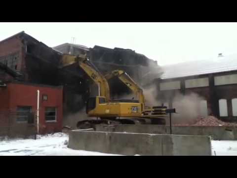 Large Industrial Building Demolition
