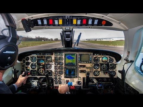 Piper Cheyenne II - ATC, Start Up, Take Off, Cockpit, Cabin