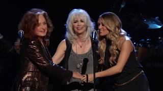Carrie Underwood, Emmylou Harris &amp; Bonnie Raitt - &quot;Blue Bayou&quot; (Linda Ronstadt) | 2014 Induction