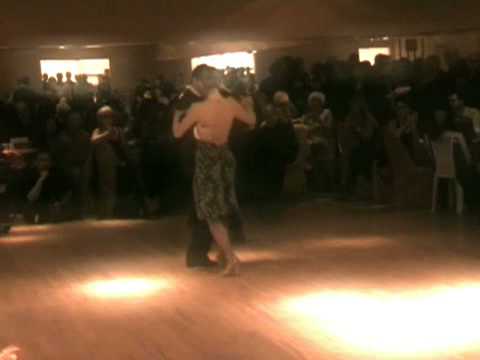  Alejandra Mantinan  and  Gabriel Missé  are  dancing  to  the  tango  "  Orlando Goñi  "