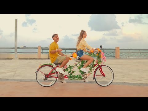 DAAZ - 11 de 10 (Video Oficial)