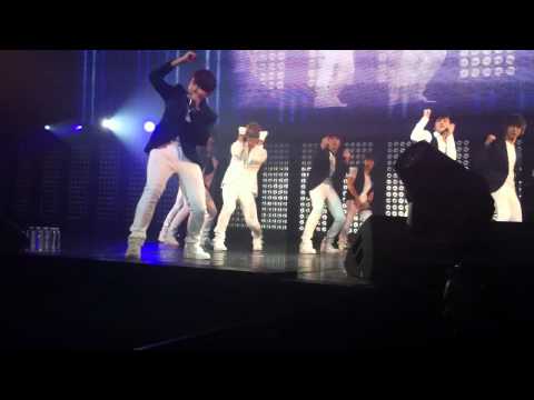 [110611] SM Town in Paris - Super Junior: Super Girl